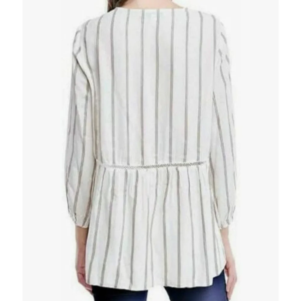 Fevers Ivory Blouse | NWT | Size XL - Picture 3 of 3